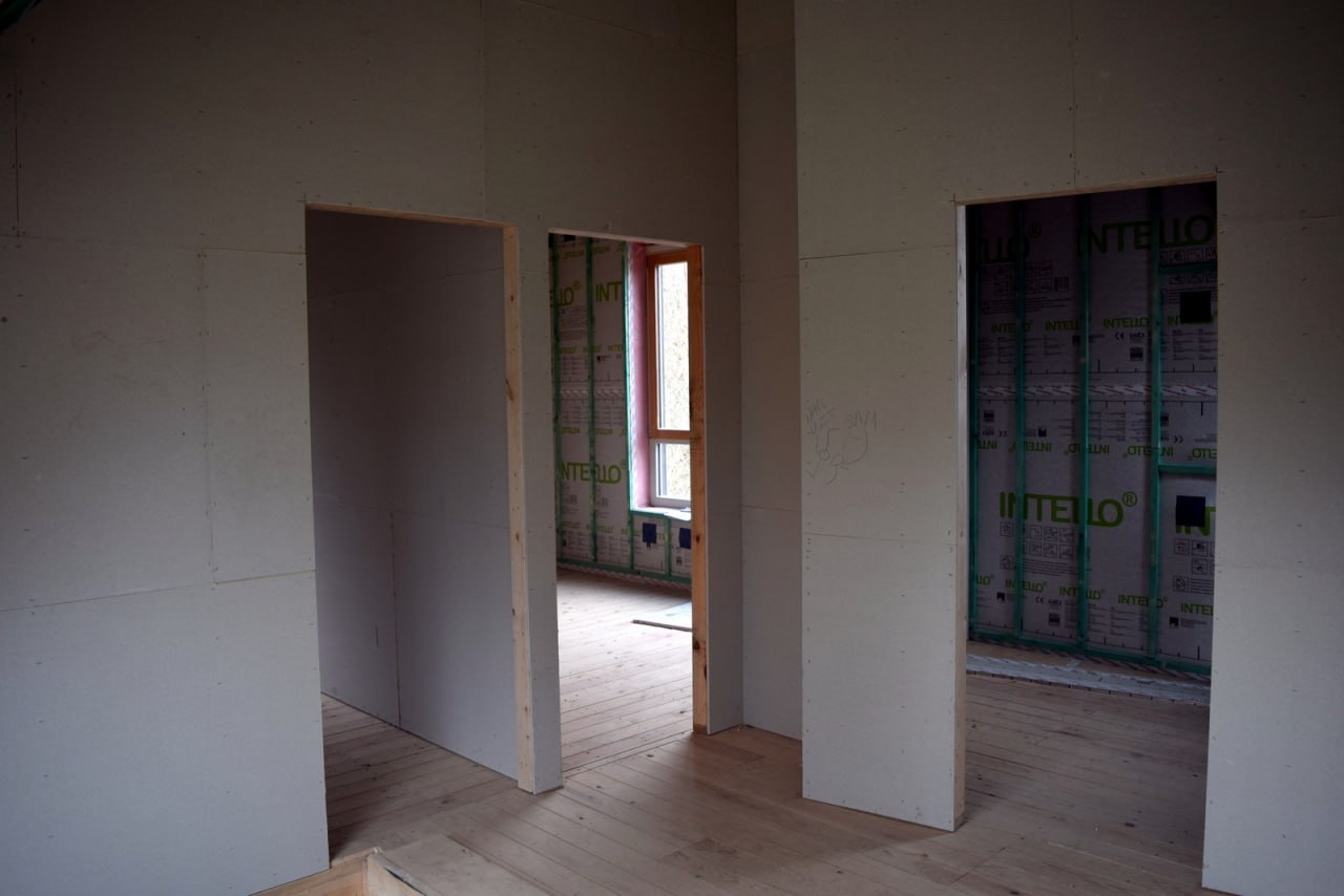 Cloisons — plaques de plâtre avec membrane Intello